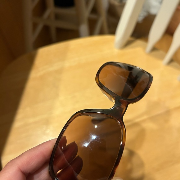 Ray-Ban 4068 tortoise shell sunglasses - Picture 13 of 14